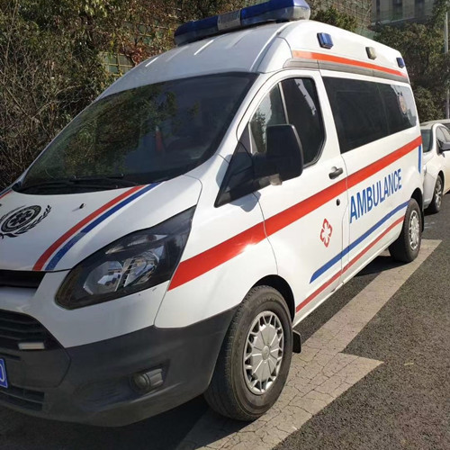 二连浩特品质救护车出租,为您的健康出行负责